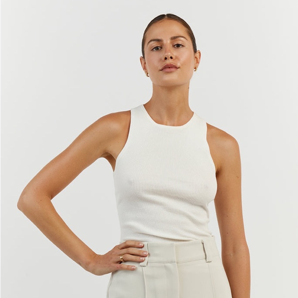 NWT - DISSH - FRANKIE OFF WHITE BOYFRIEND TANK